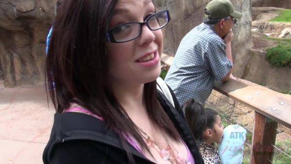 Virtual Date With Maryjane Mayhem Part 1 - hotmovs.com - Usa on poweredporn.com