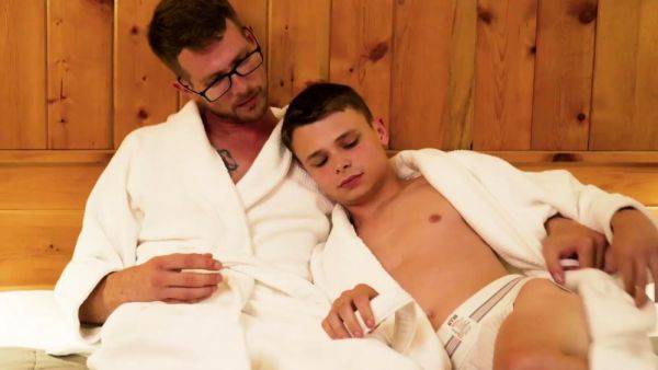 Tiny twink fucked by hot older man - drtuber.com on poweredporn.com