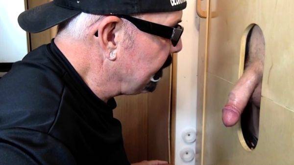 Gloryhole gaydaddy opens mouth for cock - drtuber.com on poweredporn.com