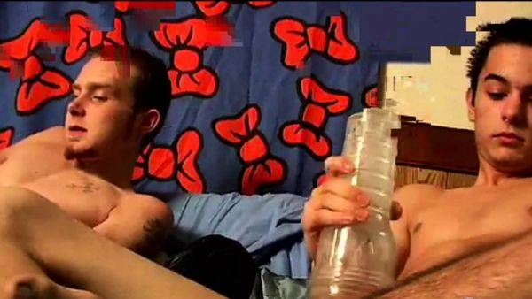 Billy And Wiley Fleshjack Circle Jerk - drtuber.com on poweredporn.com