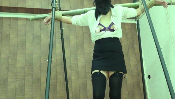 Investigator Falled Into A Trap - hotmovs.com on poweredporn.com