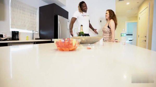 Parking Lot Karen Gets Stuffed With Black Dick - hotmovs.com on poweredporn.com