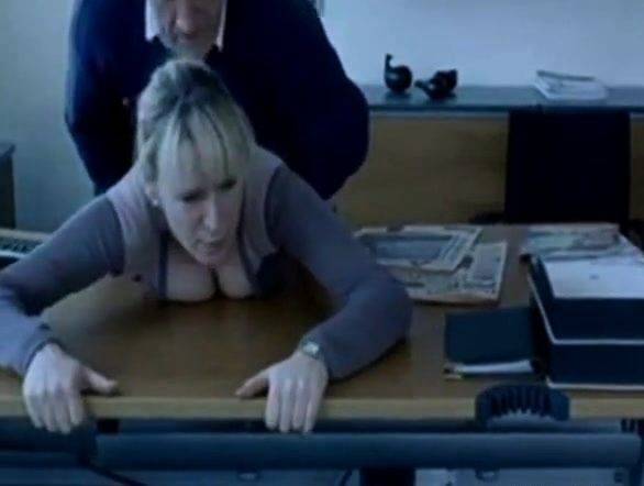 Dansk Bermthedskontor Slynge - drtuber.com on poweredporn.com