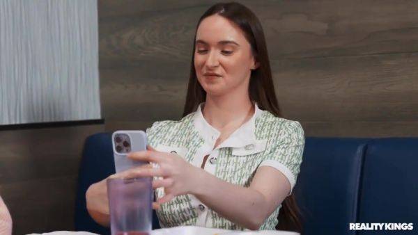 Out Of Order Orgasms Hazel Moore, James Angel - videomanysex.com on poweredporn.com