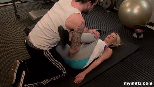 My Personal Trainer CUMS all Over my Face! Sienna Day for MyMIILFZ - hotmovs.com - Britain on poweredporn.com