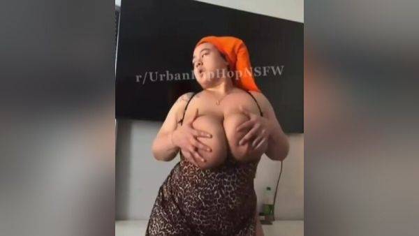 Phat Cat - hclips.com on poweredporn.com