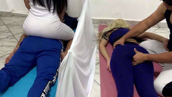 My Girlfriend Shares a Homemade Couple Massage, Hiding What Her Personal Masseuse Does During NTR Session - porntry.com on poweredporn.com