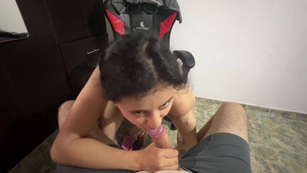 Jovenvita Se Deleita Chupandome Verga Como Si Fuese La Ultima Que Probara - hclips.com on poweredporn.com