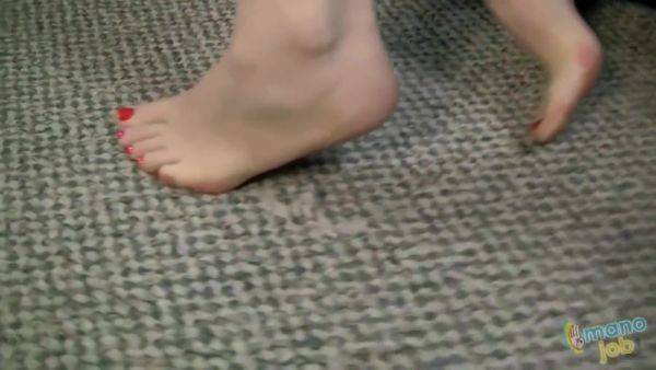 Blonde With Huge Breasts Sucks Perfectly - hotmovs.com on poweredporn.com