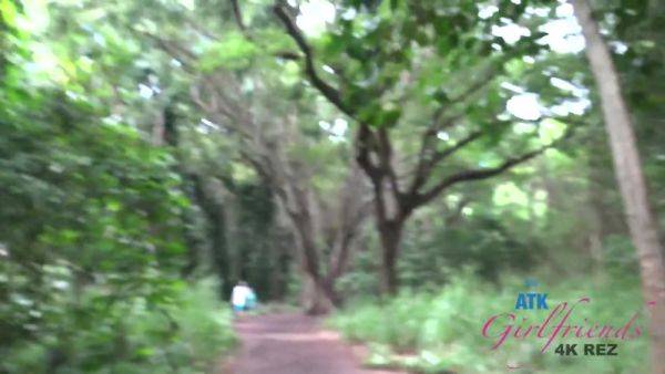 Virtual Date In Hawaii With Bella Rose 1/11 - hotmovs.com - Usa on poweredporn.com