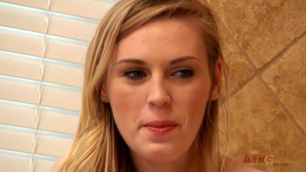 Slender chick Amanda Bryant shaved and fucked - hotmovs.com on poweredporn.com