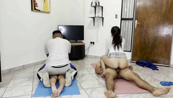 Married Woman Receives Risqué Massage from Perverted Client, Betraying Husband - veryfreeporn.com on poweredporn.com