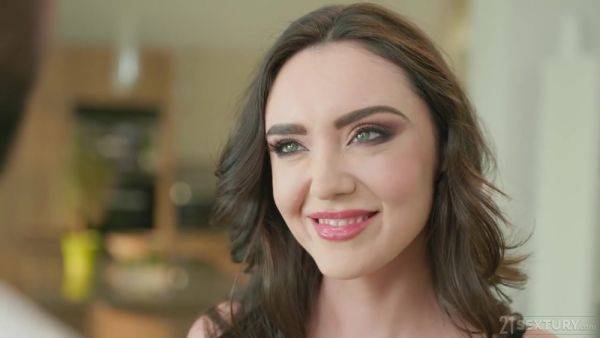 What Should I Wear? Katherine Knight, Lorenzo Viota - videomanysex.com on poweredporn.com