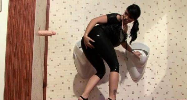 Dirty Ally Style got so that she had to masturbate - drtuber.com on poweredporn.com