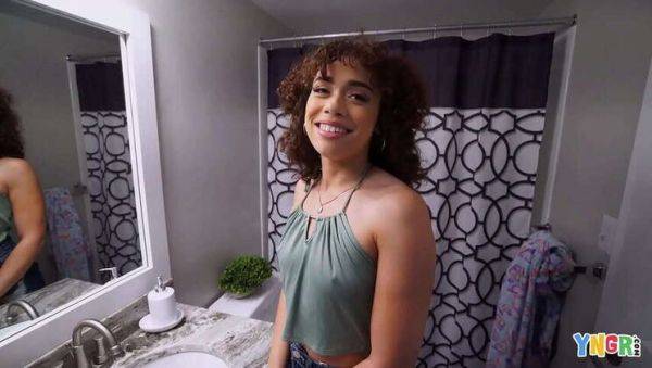 YNGR - Willow Ryder Attends a Private Party for Intense Action - porntry.com on poweredporn.com