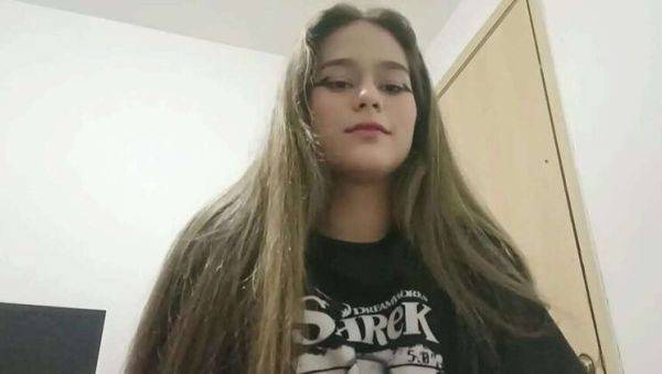 I receive a tasty blowjob from my lustful step-sister (Part 1) - xxxfiles.com - India - Colombia on poweredporn.com