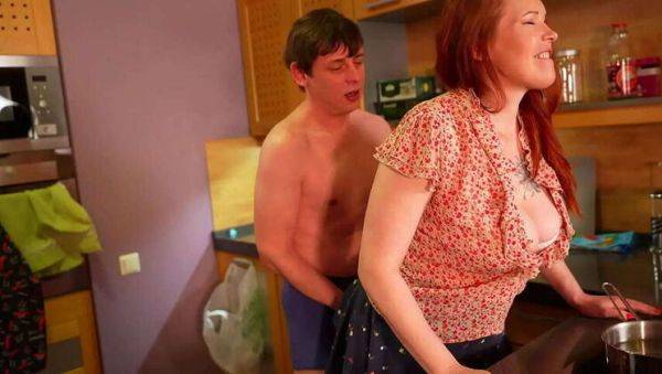 Who is StepMom Indigo Sin cooking dinner for? - xxxfiles.com on poweredporn.com