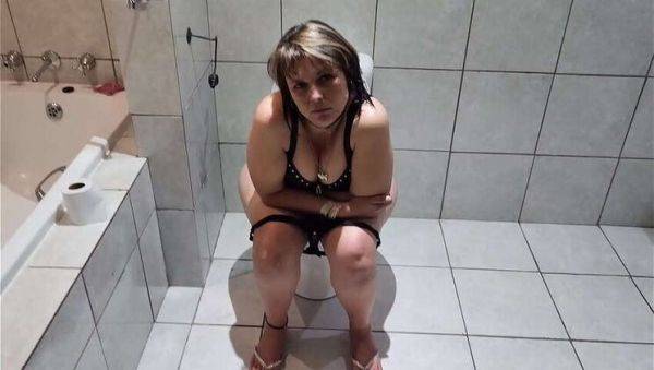 Neighbor's Wife Giving Me a Blowjob and Taking My Cum on Her Tight Pussy - veryfreeporn.com on poweredporn.com