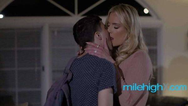 MILF Rachael Cavalli Seduces Every Man in the Family - Mature Blonde - veryfreeporn.com on poweredporn.com