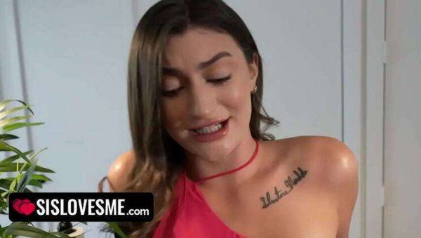 Stepsister Shares Intimate Moment: Curvy Teen Gets Fingered by Stepbro to Satisfy His Cravings - veryfreeporn.com on poweredporn.com