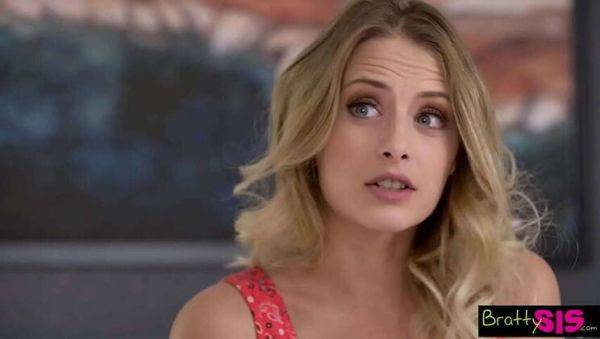 Stepsister Kyler Quinn's Steamy Blowjob and Ride in S21:E5 - porntry.com on poweredporn.com