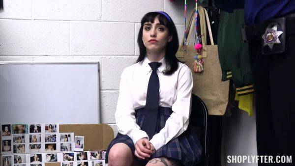 Anna Starr - The Perfume Thief [pornseed ] - videomanysex.com on poweredporn.com