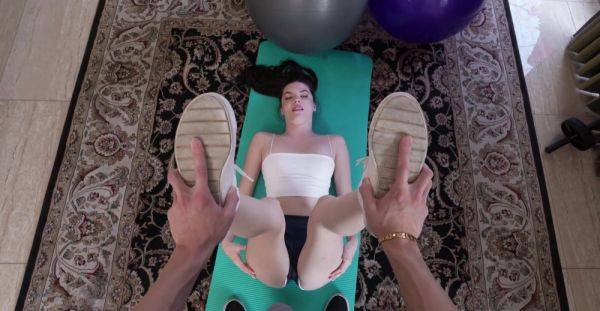 Steamy POV home sex shows fine babe enduring cock in every position - xbabe.com on poweredporn.com