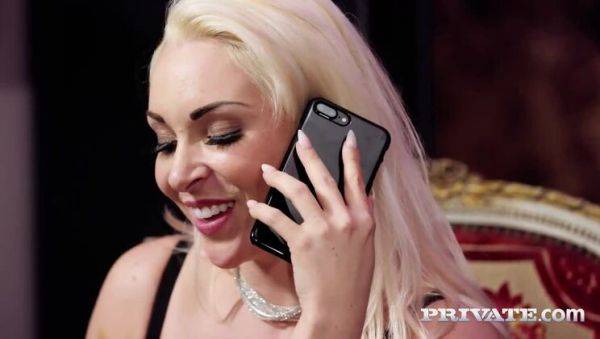 Victoria Summers shows off big tits and gives a wild blowjob - porntry.com on poweredporn.com