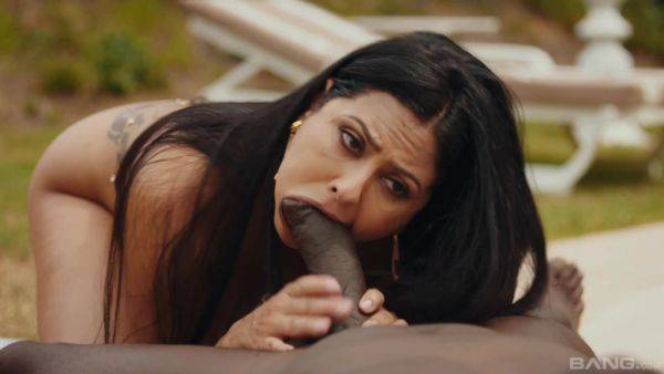 Dashing MILF works BBC like a goddess in surreal outdoor POV - hellporno.com on poweredporn.com