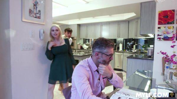 Making A Hard Life Easy - videomanysex.com on poweredporn.com