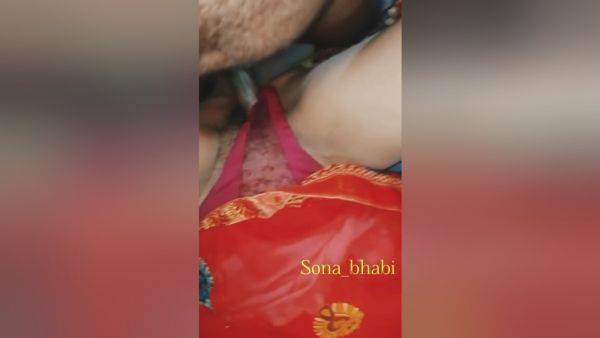 Laal Saree Me Bhabhi Ki Gulabi Chut Aur Tight Gaand Ki Mast Chudai. Best Xxx Indian Video - Indian Xxx And Hindi Sex - desi-porntube.com - India on poweredporn.com