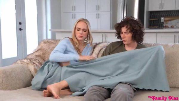 Athena Fleurs - Lets Fuck To Keep Warm - videomanysex.com on poweredporn.com