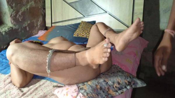 Desi Bhabhi Ne Squirt Se Devar Ko Nehla Diya Chudai Ke Waqt Hindi Hd Video Sex With Hindi Sex - desi-porntube.com on poweredporn.com