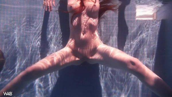 Underwater romance - porntry.com on poweredporn.com