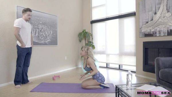 Listen To Your Mommy - S6:E5 - porntry.com on poweredporn.com