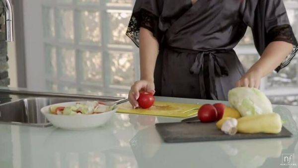 Come Closer - S22:E18 - porntry.com on poweredporn.com