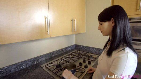 Punish Me Please - S4:E9 - porntry.com on poweredporn.com