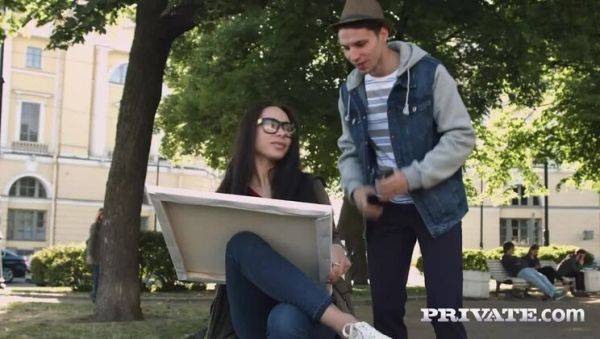 Artist Regina Sparks fucks her model - porntry.com - Russia on poweredporn.com