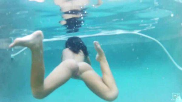 Stunning Body - S7:E14 - porntry.com on poweredporn.com