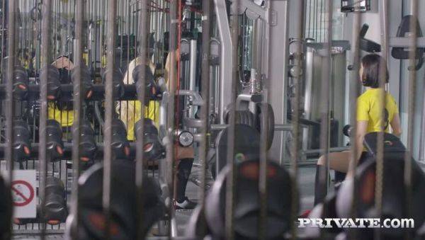 Lady Dee, Anna Rose and Katy Sky fuck the trainer - porntry.com on poweredporn.com