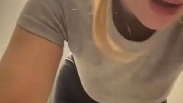 Juicy Teen Masturbates Hard in Gym with Big Booty and Natural Tits - xxxfiles.com on poweredporn.com