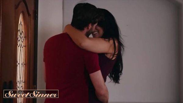 Reagan Foxx MILF with Huge Fake Tits Fucks Lucas Frost in Hot Scenes - MileHigh - veryfreeporn.com on poweredporn.com