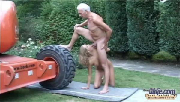 Again Without Lunch - porntry.com on poweredporn.com