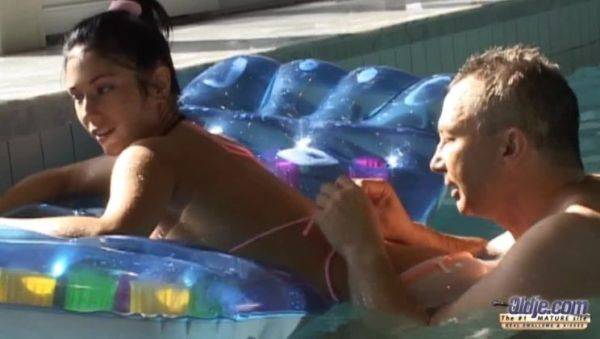 Swimming Lesson - porntry.com on poweredporn.com