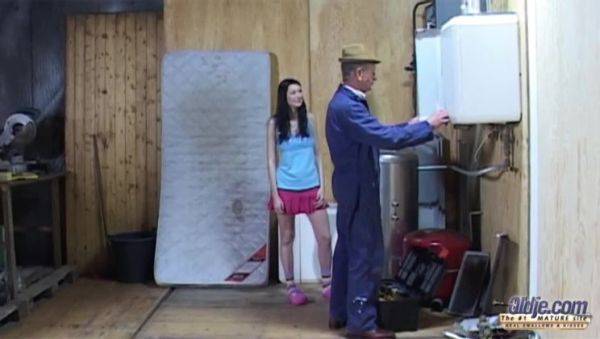 Fixing It - porntry.com on poweredporn.com