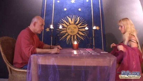 The Cards Never Lie - porntry.com on poweredporn.com