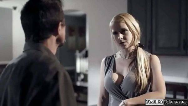 Stepmom and Stepdad Threesome with Teen Stepdaughter - Sarah Vandella, River Fox, Tommy Gunn - porntry.com on poweredporn.com