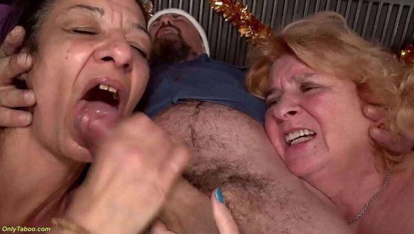 Hot Christmas Orgy with Mature Milfs and Grannies - Groupsex Party - porntry.com on poweredporn.com