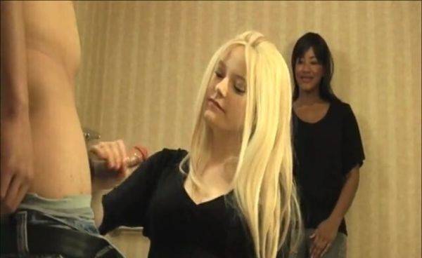 Clothed amateur blonde proves her mom that she knows how to satisfy a man - xbabe.com on poweredporn.com