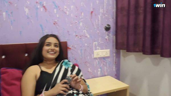 Indian Boss To Get Increment In Salary - Hindi Sex - desi-porntube.com - India on poweredporn.com